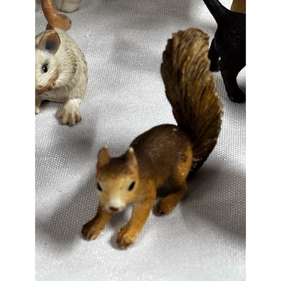 Farm Animal Figurines 16 Pc Assorted Brand Lot Farm Animals Figures - Picture 9 of 14